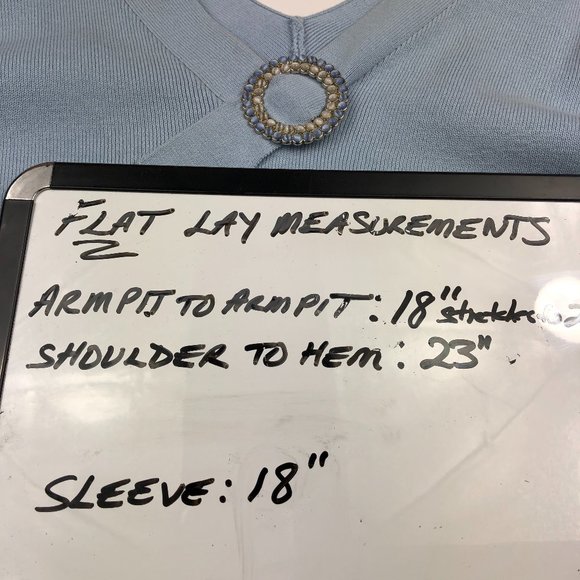 Liz Clairborne Light Blue V-Neck Knit Sweater w a Brooch Comfy Classic Glamcore - Picture 8 of 8